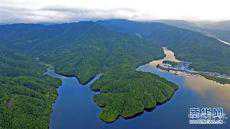 太陽湖風光旖旎