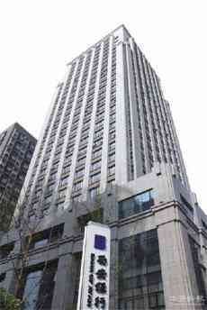 《陜西民間金融發(fā)展實(shí)錄》編委—專(zhuān)訪(fǎng)西安銀行掌舵人郭軍