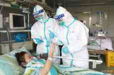 武漢醫(yī)院隔離病房患者點贊醫(yī)護人員