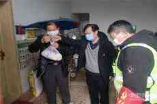 湖南嘉禾：“快遞支書”用“食力”守護(hù)群眾