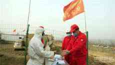 長慶油田采油十二廠復(fù)工復(fù)產(chǎn)密織疫情防控生產(chǎn)安全網(wǎng)