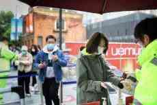 武漢標(biāo)志性步行街楚河漢街恢復(fù)營業(yè)