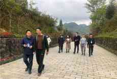 匡正志率隊調(diào)研百里杜鵑景區(qū)體育旅游示范基地