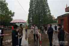 沅江共華鎮(zhèn)中心小學(xué)開展疫情復(fù)學(xué)演練活動 