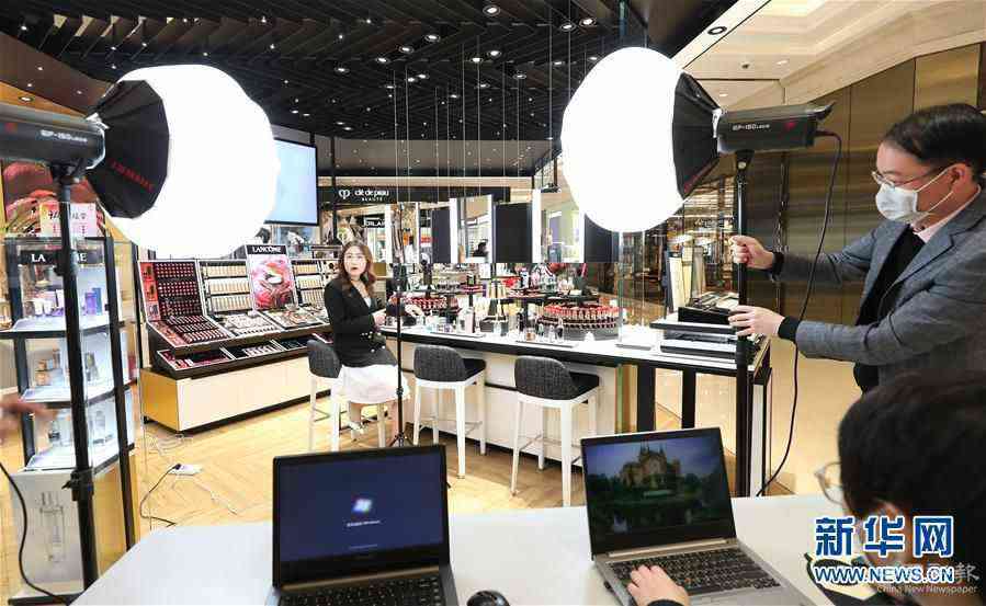 （中國經(jīng)濟新觀察·圖文互動）（4）搶抓“云端”的機遇——看數(shù)字技術(shù)如何撬動新動能 