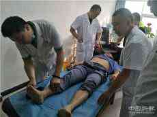 醫(yī)學(xué)專家來湖南洞口縣雪峰山區(qū)“義診尋根”