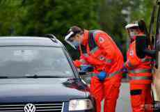 德國(guó)疫情出現(xiàn)反彈 一教堂集體感染超過40人