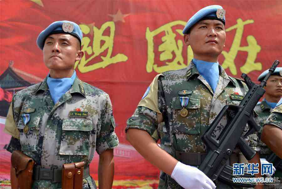 (新華全媒頭條·圖文互動(dòng))(8)崢嶸歲月30年 中國藍(lán)盔衛(wèi)和平