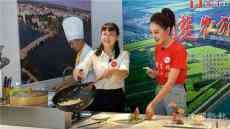 縣長走進直播間 湖北沙洋優(yōu)質(zhì)農(nóng)產(chǎn)品銷全國