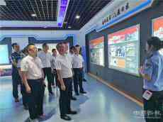 桐梓縣縣長龍斌同志蒞臨桐梓思源實驗學校指導禁毒工作