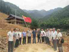 退休不褪色，巖山鎮(zhèn)老黨員干部為鄉(xiāng)村旅游獻計獻策