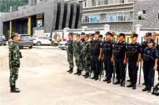 【烈日炎炎，有你超甜】武警官兵為高考保駕護(hù)航