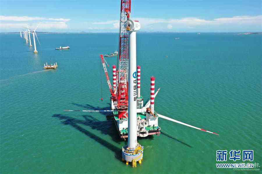 （經(jīng)濟）（2）國內(nèi)首臺10兆瓦海上風電機組成功并網(wǎng)發(fā)電