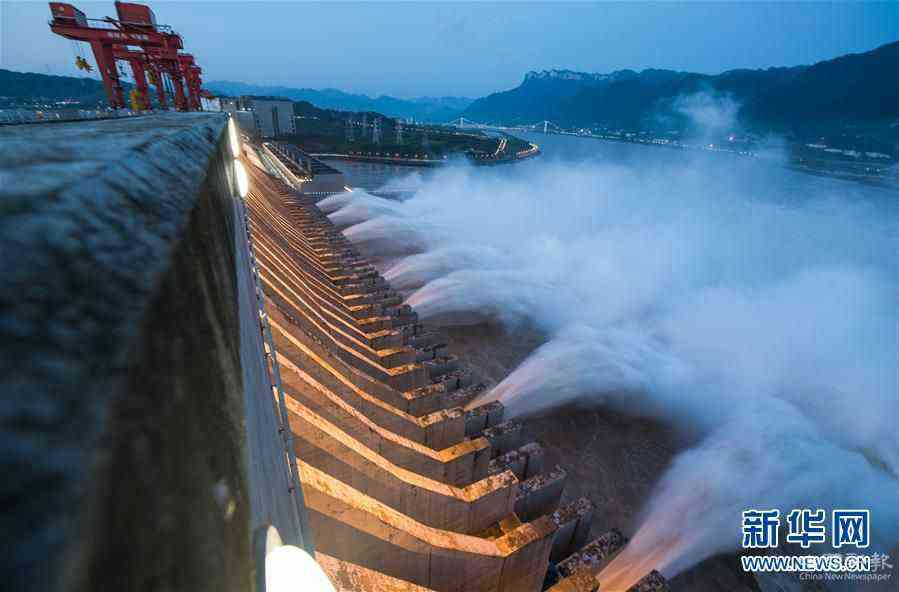 （防汛抗洪）（2）“長江2020年第2號(hào)洪水”平穩(wěn)通過三峽大壩