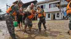 第77集團軍某旅全力搶險救災(zāi)