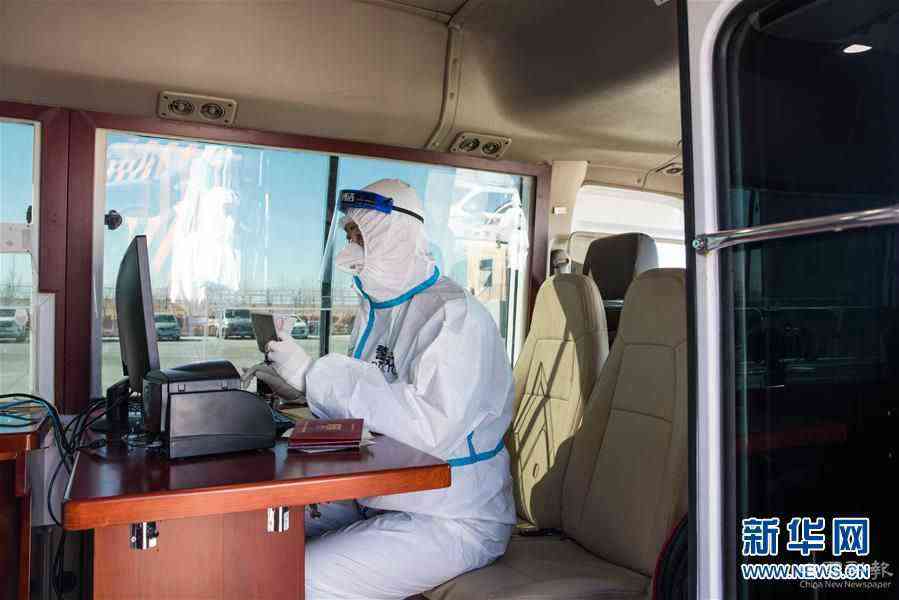 （社會）（4）中國開始接收蒙古國3萬只“捐贈(zèng)羊”