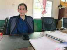 逐夢(mèng)初心?潤(rùn)物無(wú)聲----記邵東市雙鳳鄉(xiāng)迎豐小學(xué)校長(zhǎng)李榮榮