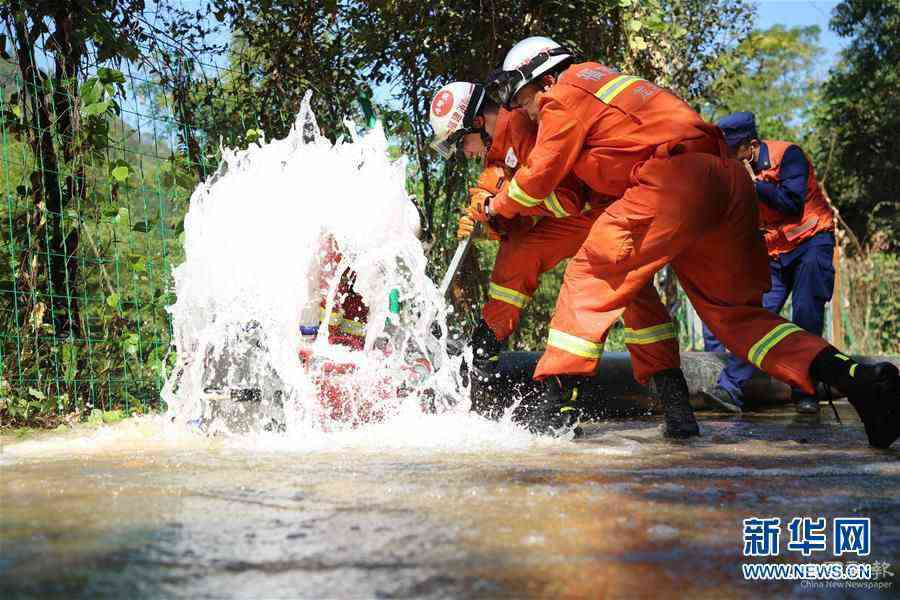#(社會)(1)福建:消防“秋練兵”