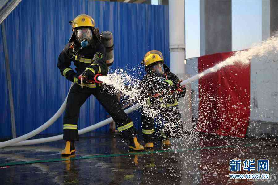 #(社會)(4)福建:消防“秋練兵”