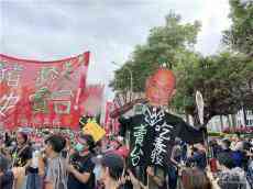 臺(tái)“行政院長”蘇貞昌施政滿意度大跌 網(wǎng)友批：德不配位