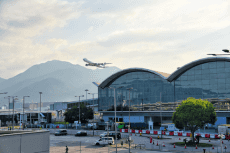 港府宣布禁止南非載客航班來港