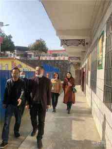 邵陽縣七里山中心學校與黃荊鄉(xiāng)中心學校開展校際交流活動