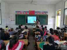 隆回縣金橋小學：音樂公開課，激發(fā)學生興趣