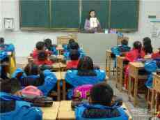 臨湘市六完小開展傳統(tǒng)文化進校園暨葫蘆絲免費公益培訓