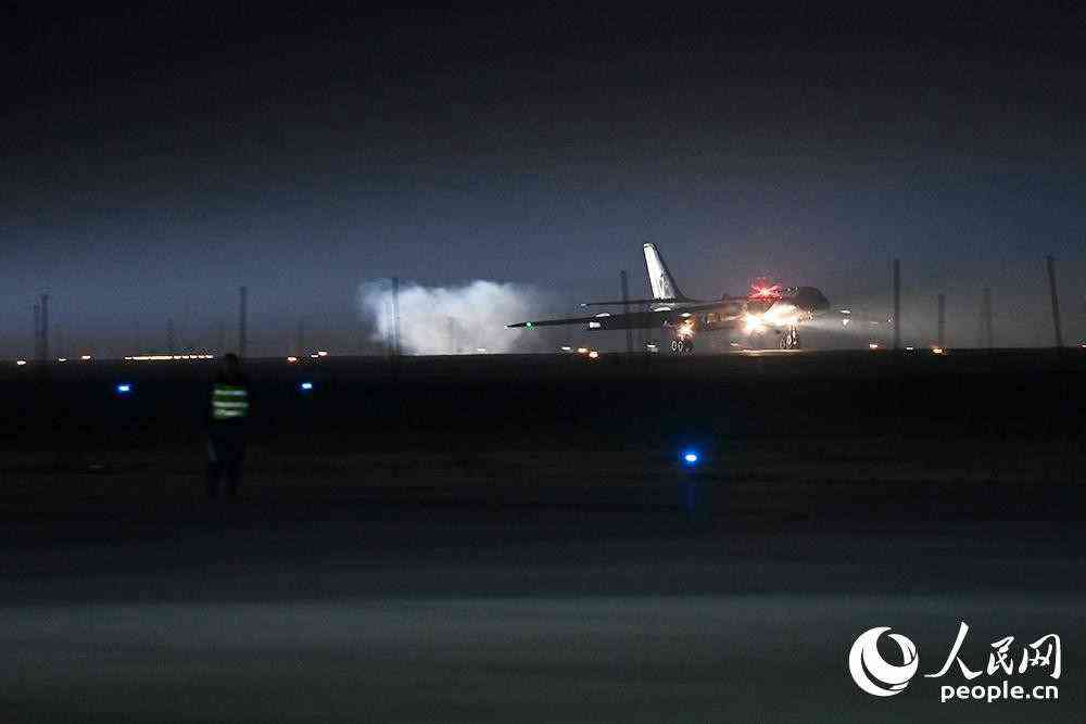 戰(zhàn)機完成既定課目返航。