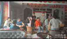 貴州凱里一裝飾公司疑似已“跑路” ?客戶維權躺大廳兩晚