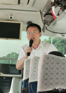 衡陽市實驗中學開展主題黨日活動