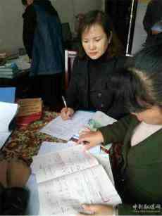 扎根鄉(xiāng)村任教30余年，這個(gè)“劉媽媽”不一般