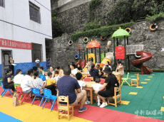 綏寧縣孤獨(dú)癥兒童樂享“創(chuàng)意燈籠，濃情中秋”親子活動