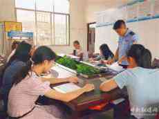 湖南隆回縣三閣司鎮(zhèn)石筍小學開展反電詐宣傳活動