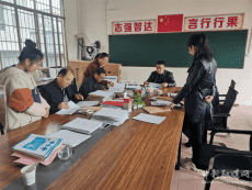 隆回縣金石橋鎮(zhèn)中心學(xué)校開展教學(xué)常規(guī)工作檢查