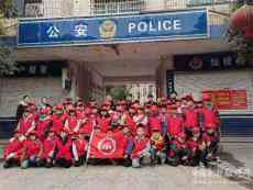 邵陽日報(bào)小記者開展“身邊的榜樣前行的力量”采訪活動