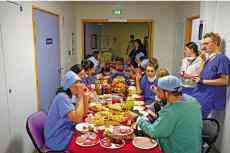 歐洲疫情嚴(yán)峻 法國(guó)新增確診病例超過(guò)10萬(wàn)