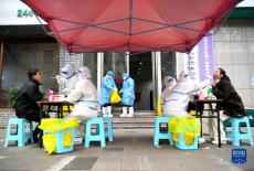 河南同時(shí)迎戰(zhàn)德?tīng)査蛫W密克戎