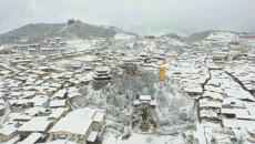 云南香格里拉迎來2022年第一場(chǎng)雪