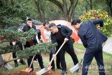 湘鄉(xiāng)市青年企業(yè)家商會(huì)開展“愛綠、護(hù)綠、植綠，活動(dòng)