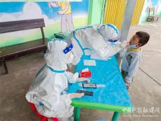 湖南汝城縣延壽鄉(xiāng)衛(wèi)生院深入學校開展核酸檢測