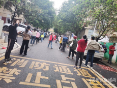 姚嵐：從“黨員教師”到“抗疫志愿者” 彰顯大愛與擔(dān)當(dāng)！