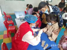 汝城縣泉水鎮(zhèn)衛(wèi)生院開展“關愛兒童，免費體檢”活動