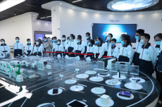 衡陽市高新成章實(shí)驗(yàn)學(xué)校參與“數(shù)字經(jīng)濟(jì)線下體驗(yàn)”活動