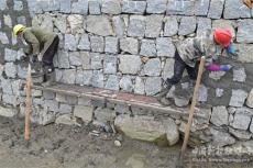 湖南隆回：村村有公司務工不出村