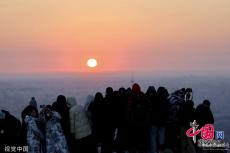 你好，2023！迎接2023年的第一縷陽光