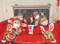 春運(yùn)里的中國，充滿勃勃生機(jī)