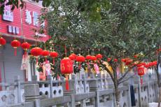 隆回縣金石橋鎮(zhèn)：猜燈謎和舞龍鬧元宵