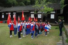 隆回縣金石橋鎮(zhèn)中心小學(xué)：重走紅軍路?賡續(xù)紅色血脈