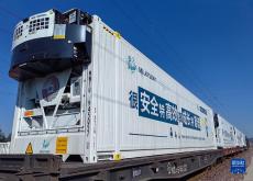 泰國榴蓮?fù)ㄟ^中老鐵路運(yùn)抵昆明